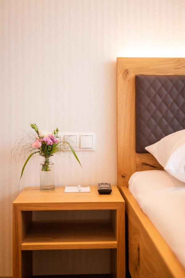 Sulz  Motel Keckeis Inn - Self Check-In מראה חיצוני תמונה